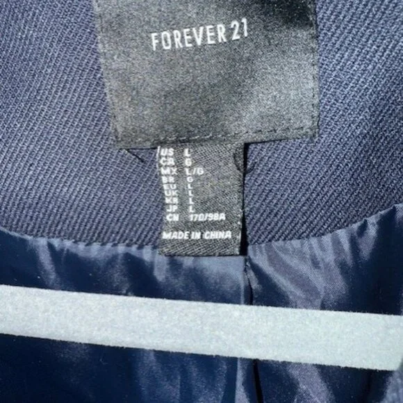 Vintage Inspired Military Coat with Patches - Picture 15 of 16